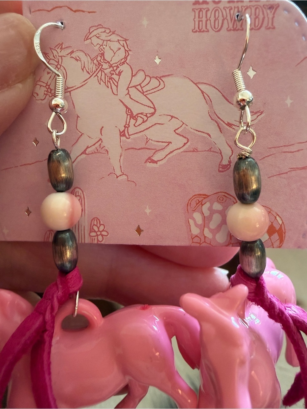 ❤️ 925 Pink Conch Cowgirl Pony Horse Rodeo Earrings Leather Tassels Beads - Picture 9 of 14
